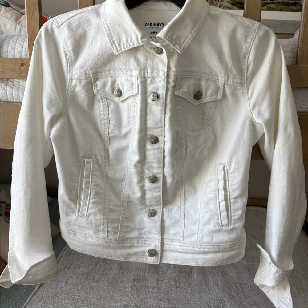 Old Navy White Denim Jacket with Button-Front - Picture 1 of 4